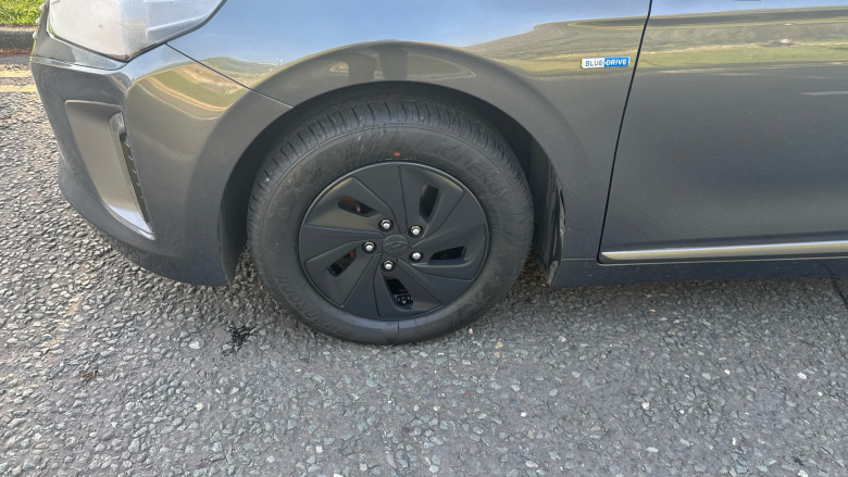 Hyundai IONIQ 1.6 GDi Hybrid Premium 5dr DCT Hybrid Hatchback